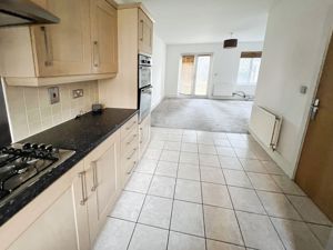 Kitchen - click for photo gallery